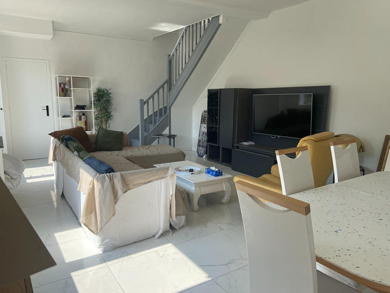 Maison - 93 m² - 4 pièces