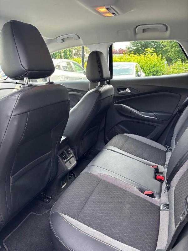 Opel grandland (2) 1.5 Diesel 130 Elegance Business Auto