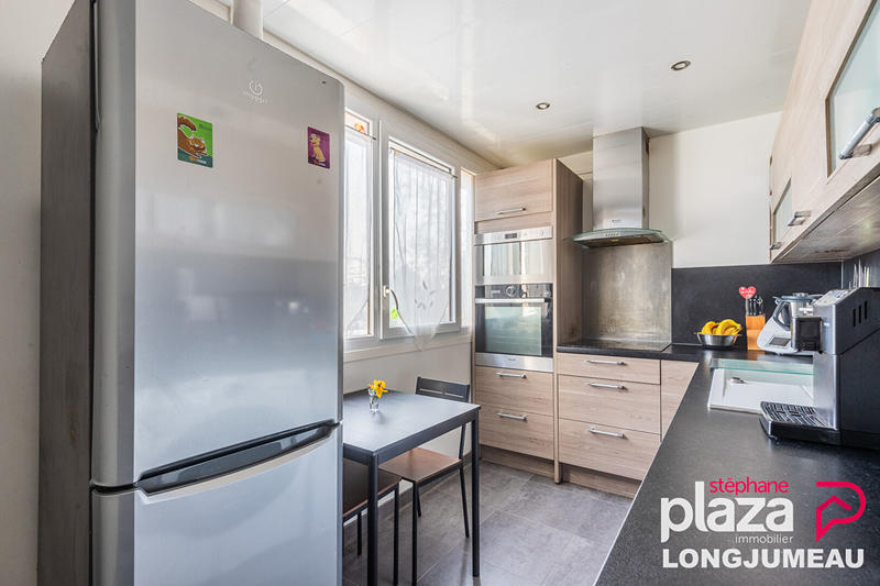 Appartement - 77 m² - 4 pièces