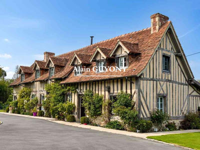 Maison ancienne - 176 m² - 6 pièces