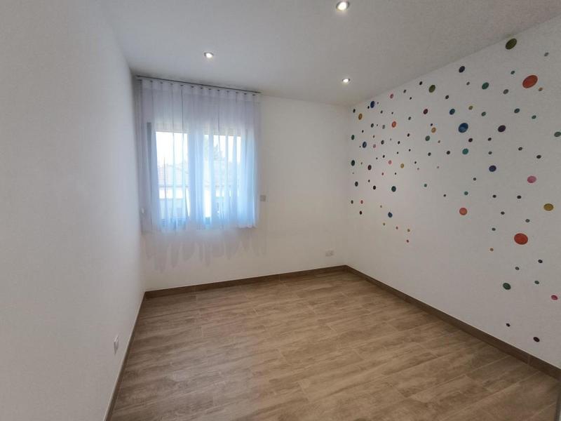 Maison - 139 m² - 6 pièces