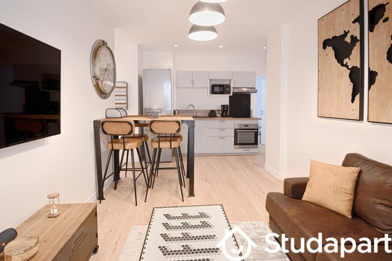 Chambre - 11 m² - 1 pièce