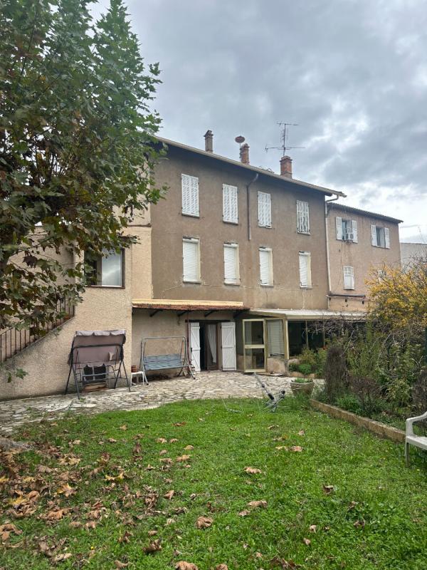 Appartement - 103 m² - 4 pièces