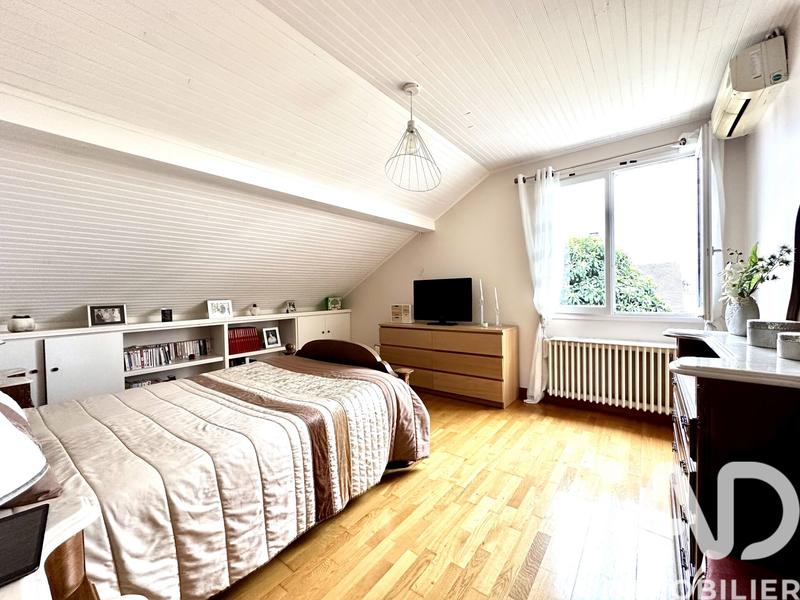 Maison - 110 m² - 7 pièces