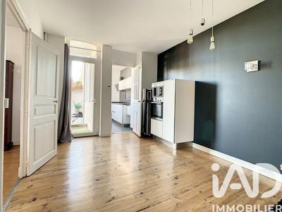 Appartement - 88 m² - 2 pièces