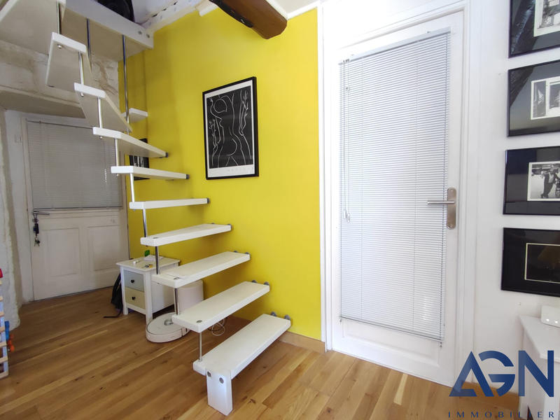 Appartement - 80 m² - 4 pièces