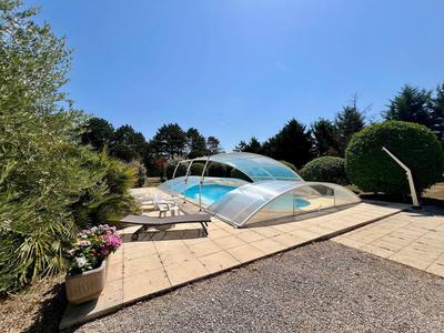 Maison traditionnelle - 308 m² - 10 pièces