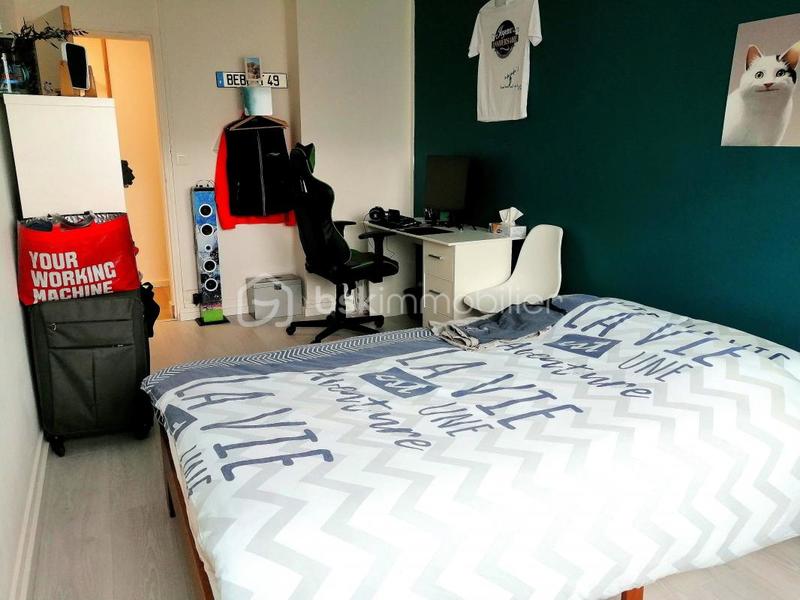 Appartement - 87 m² - 5 pièces