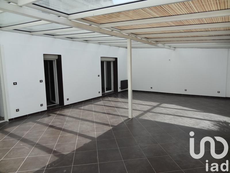 Maison - 225 m² - 6 pièces