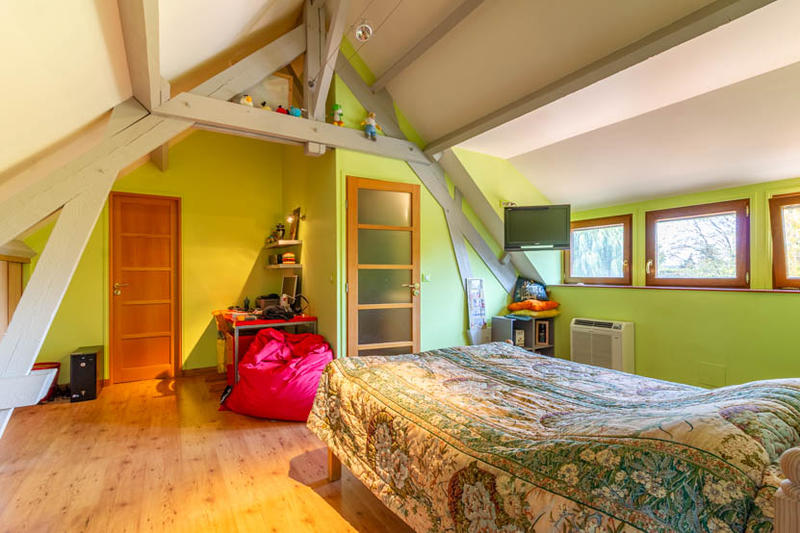 Maison - 300 m² - 8 pièces