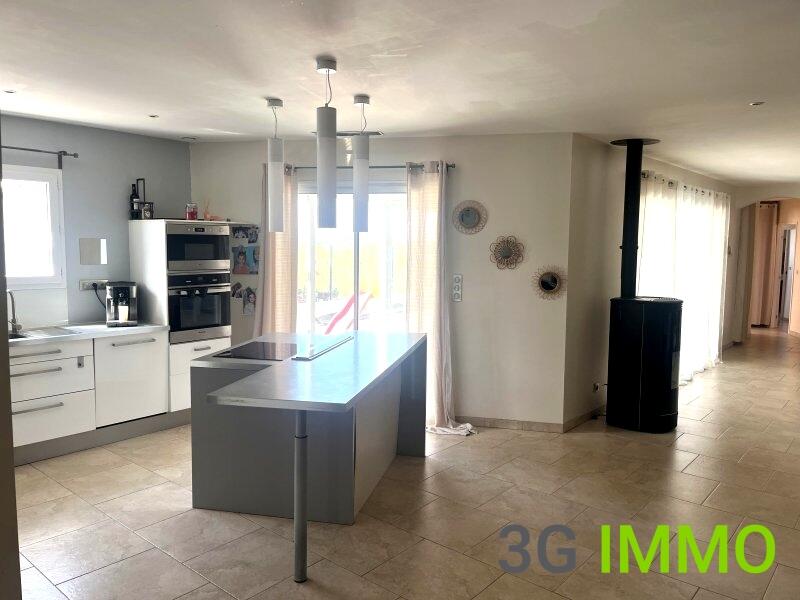 Maison - 160 m² - 4 pièces