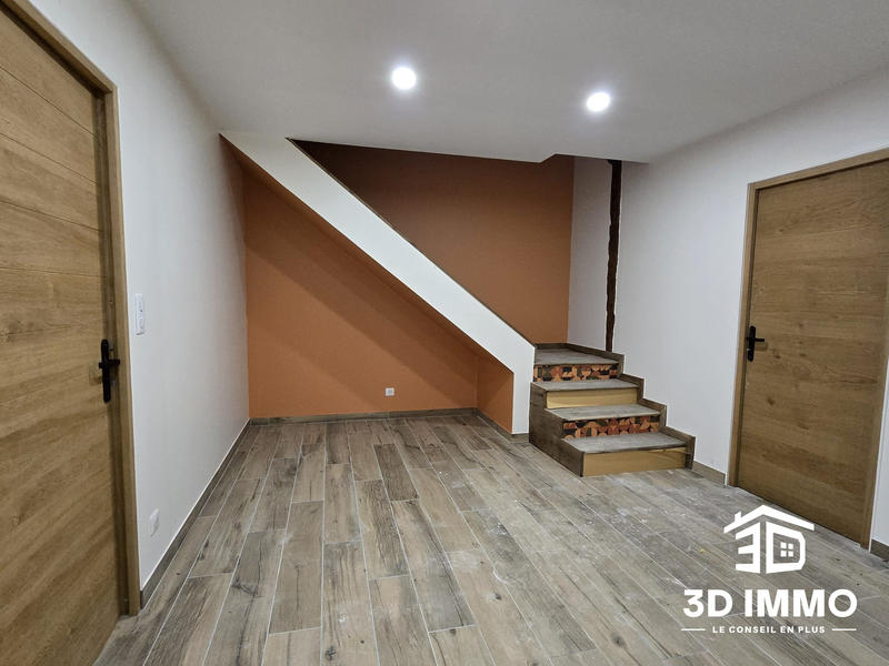 Maison - 305 m² - 7 pièces