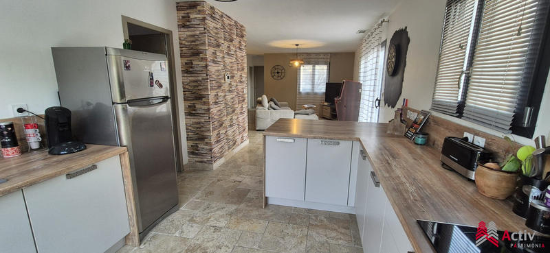 Villa - 90 m² - 4 pièces