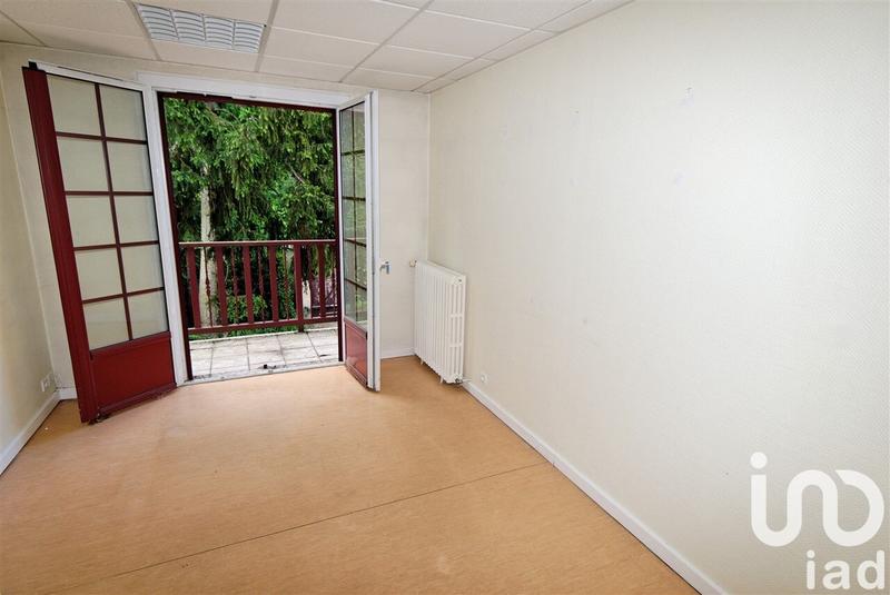 Maison - 260 m² - 12 pièces