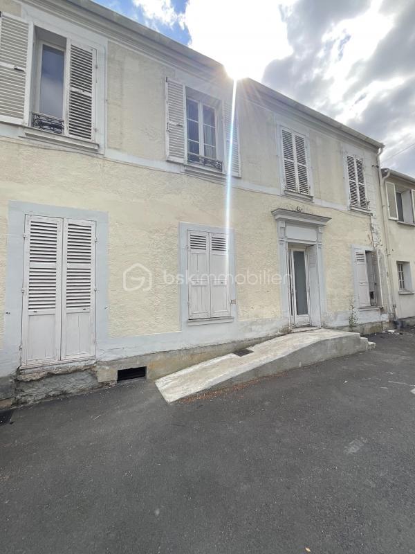 Maison - 178 m² - 7 pièces