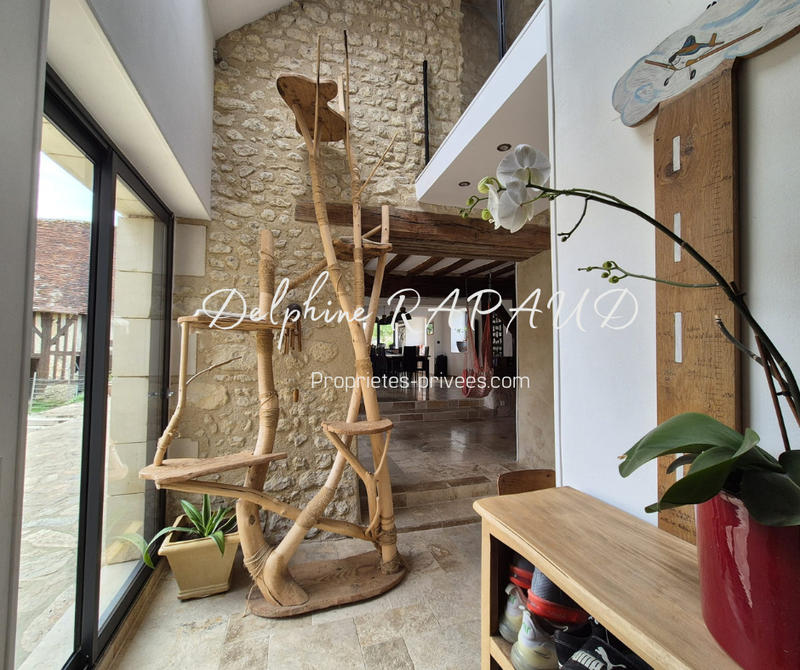 Demeure - 210 m² - 6 pièces