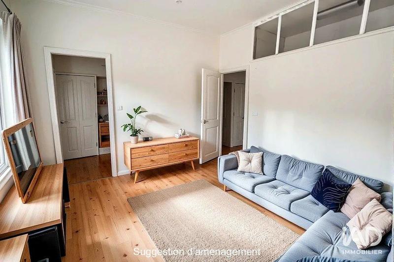 Maison - 90 m² - 5 pièces