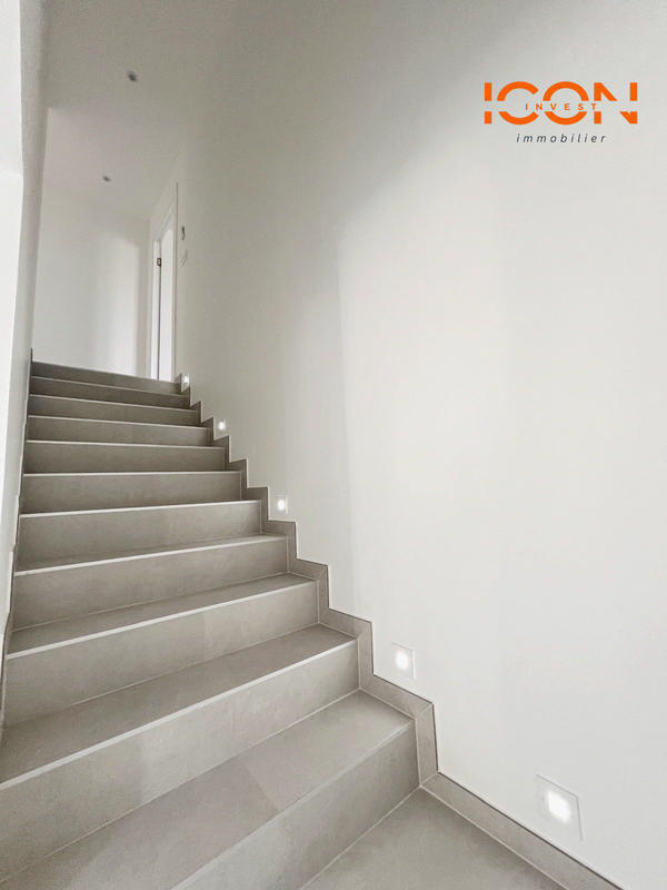 Maison - 110 m² - 6 pièces