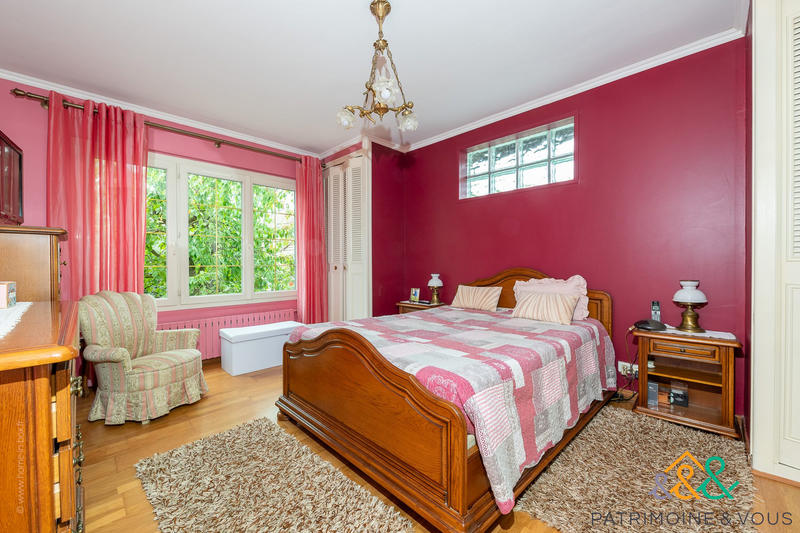 Châlet - 198 m² - 7 pièces