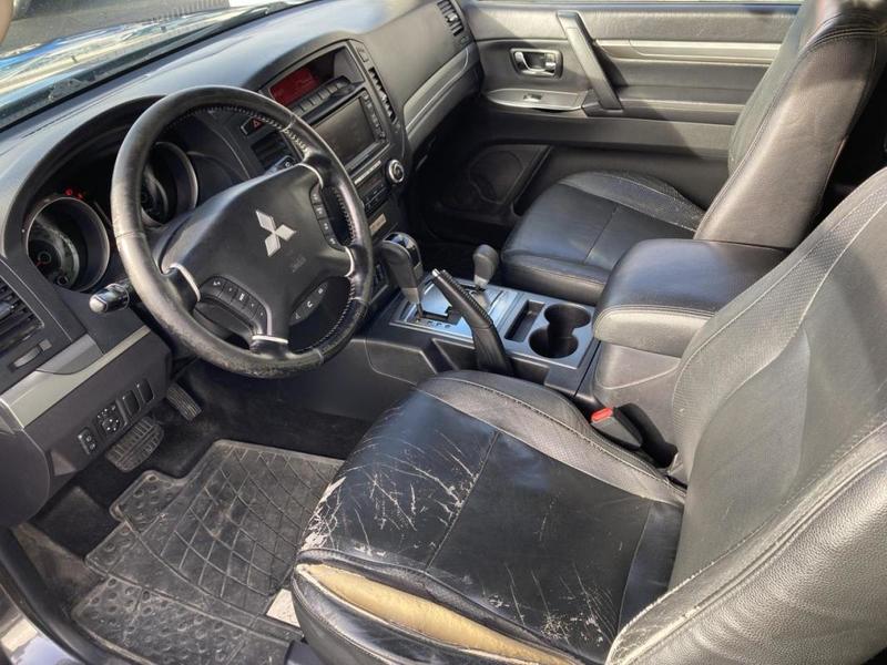 Mitsubishi Pajero 30th Anniversary 3.2 Di 200 Ch - Short Wagon Bva 1ere Main