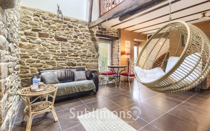 Propriété - 423 m² - 15 pièces