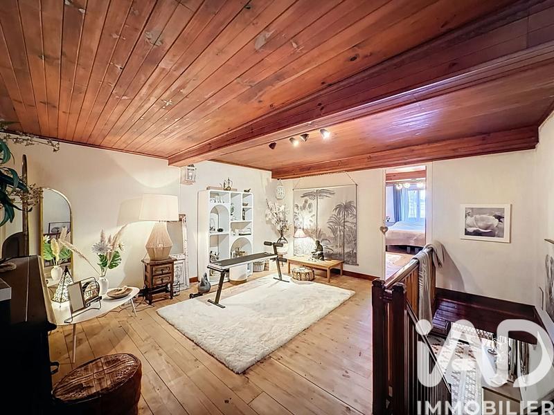 Maison - 150 m² - 4 pièces