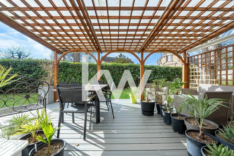 Maison - 175 m² - 7 pièces