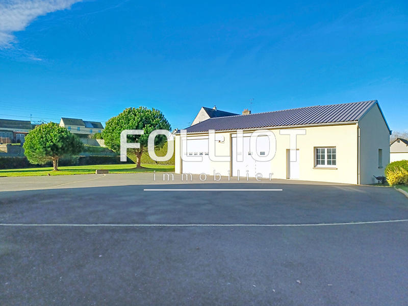 Maison - 245 m² - 9 pièces