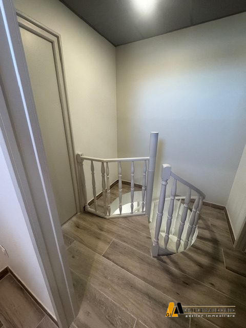 Appartement - 102 m² - 5 pièces