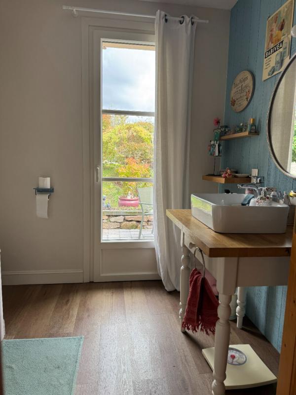 Propriété - 122 m² - 6 pièces