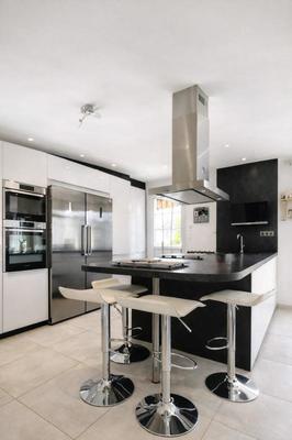 Pavillon - 150 m² - 6 pièces