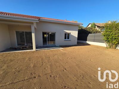 Maison - 104 m² - 4 pièces