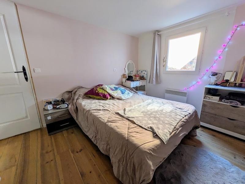 Maison - 195 m² - 6 pièces