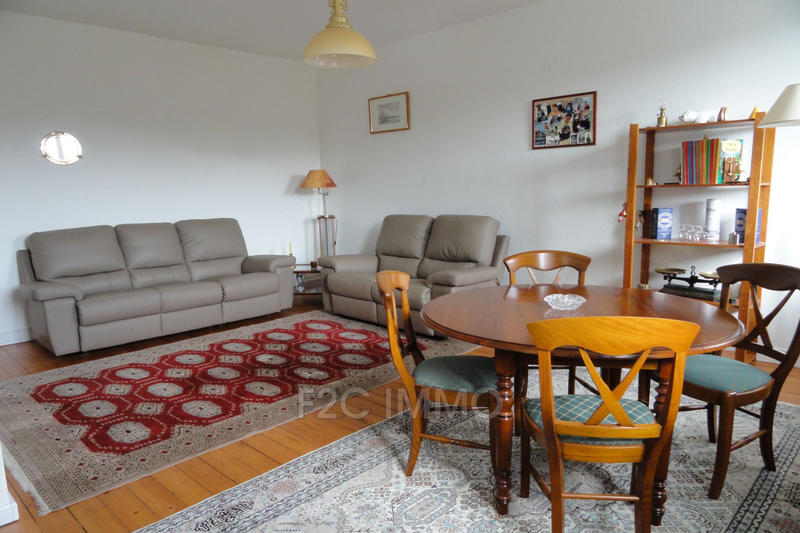 Appartement - 94 m² - 4 pièces