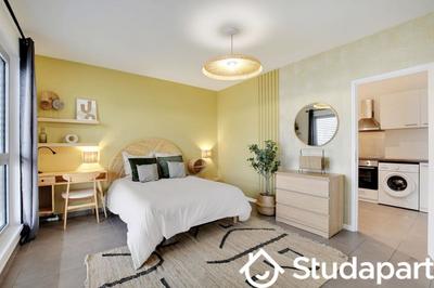 Chambre - 9 m² - 1 pièce