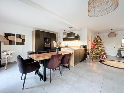 Maison - 120 m² - 6 pièces