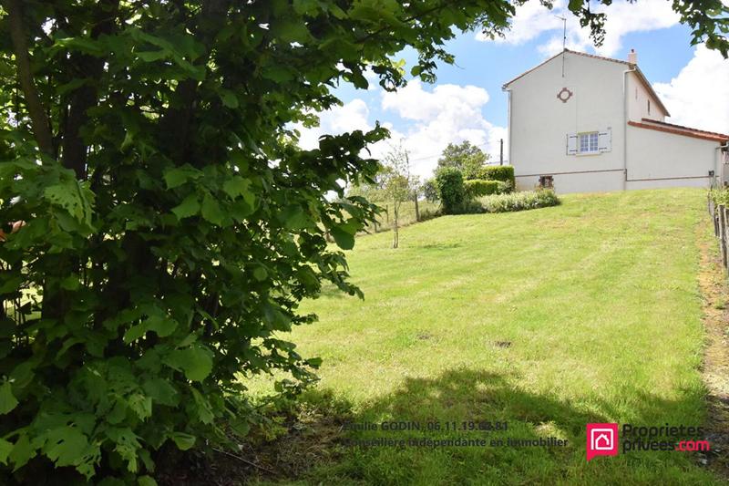 Maison - 200 m² - 8 pièces