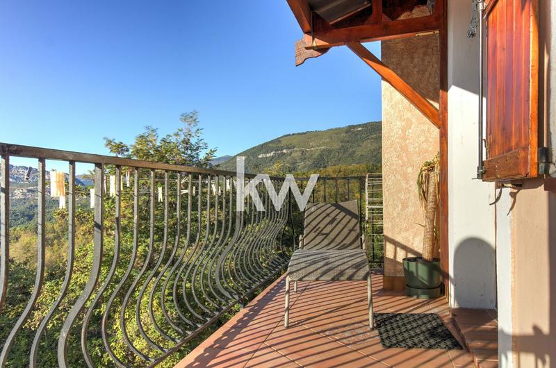 Maison - 155 m² - 9 pièces