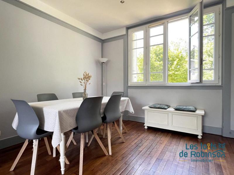 Maison - 111 m² - 6 pièces