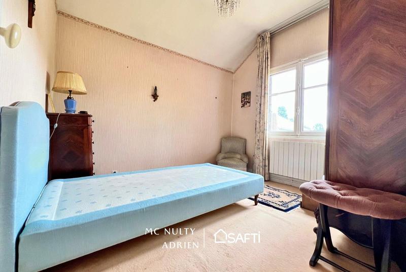 Maison - 143 m² - 8 pièces