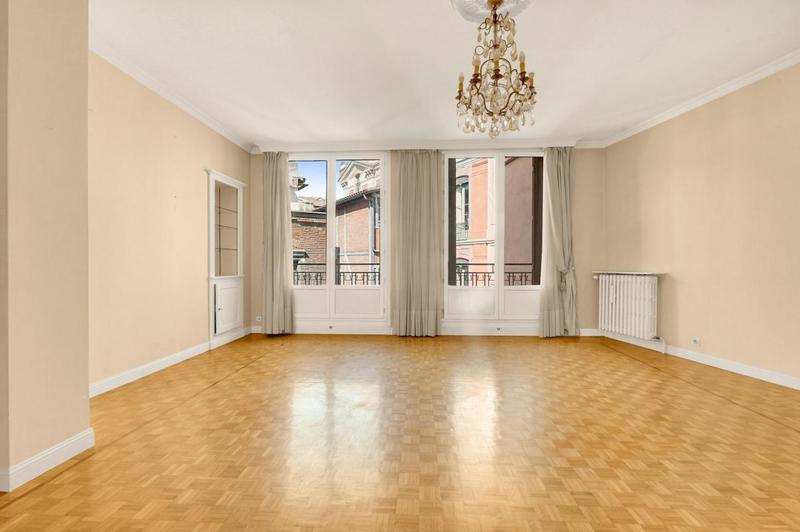 Appartement - 98 m² - 4 pièces