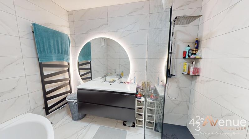 Appartement - 120 m² - 4 pièces