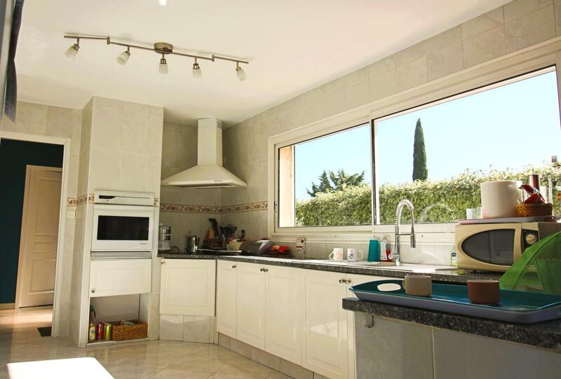 Maison - 195 m² - 6 pièces