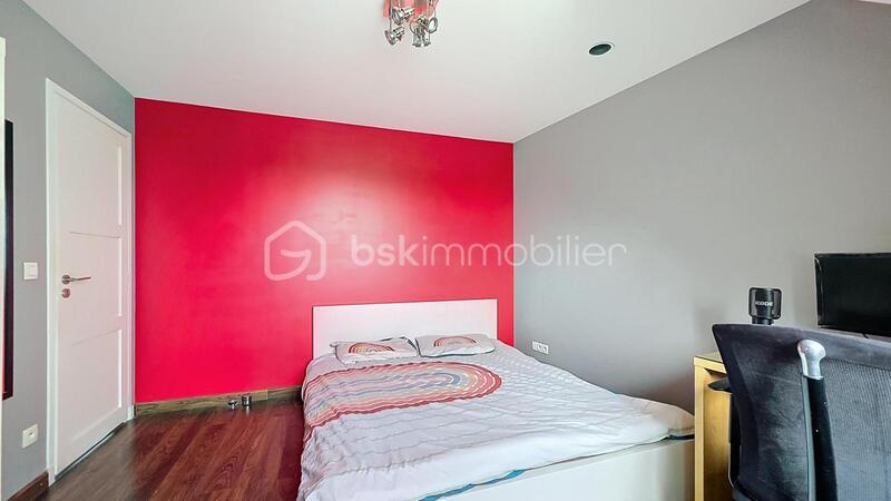 Maison - 171 m² - 7 pièces