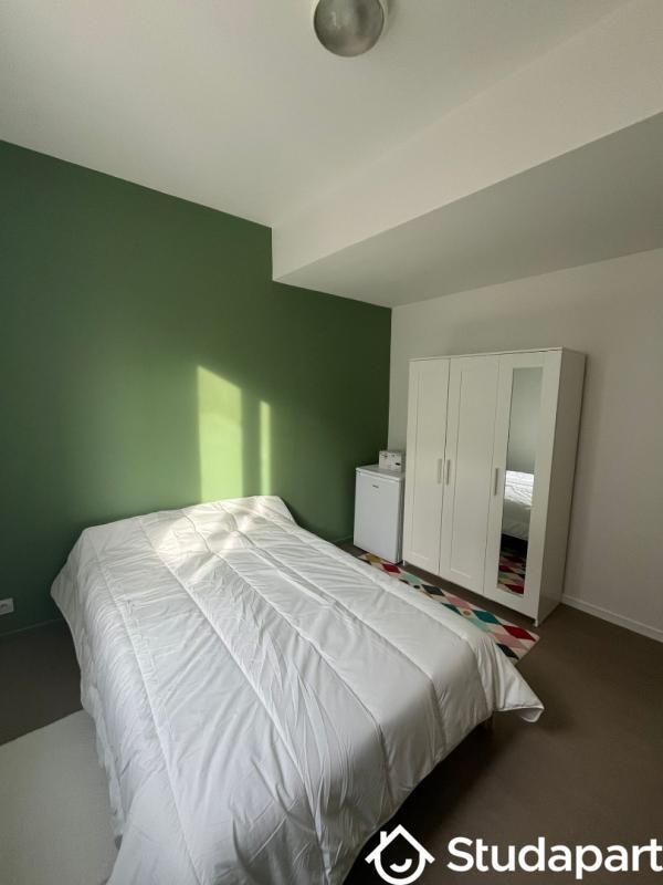 Chambre - 12 m² - 1 pièce