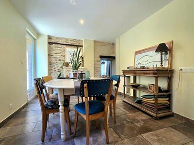 Maison - 106 m² - 5 pièces