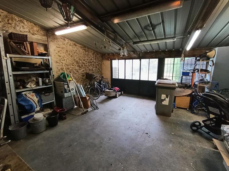 Maison - 261 m² - 11 pièces