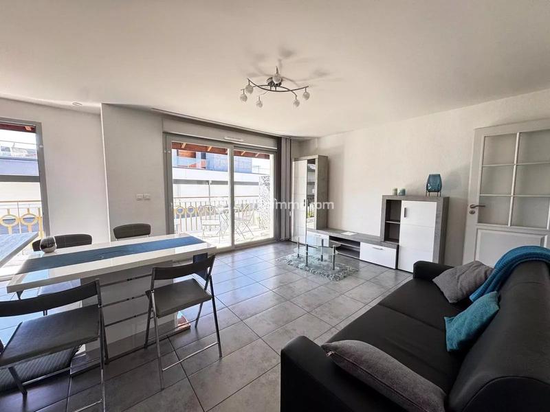 Appartement - 75 m² - 4 pièces