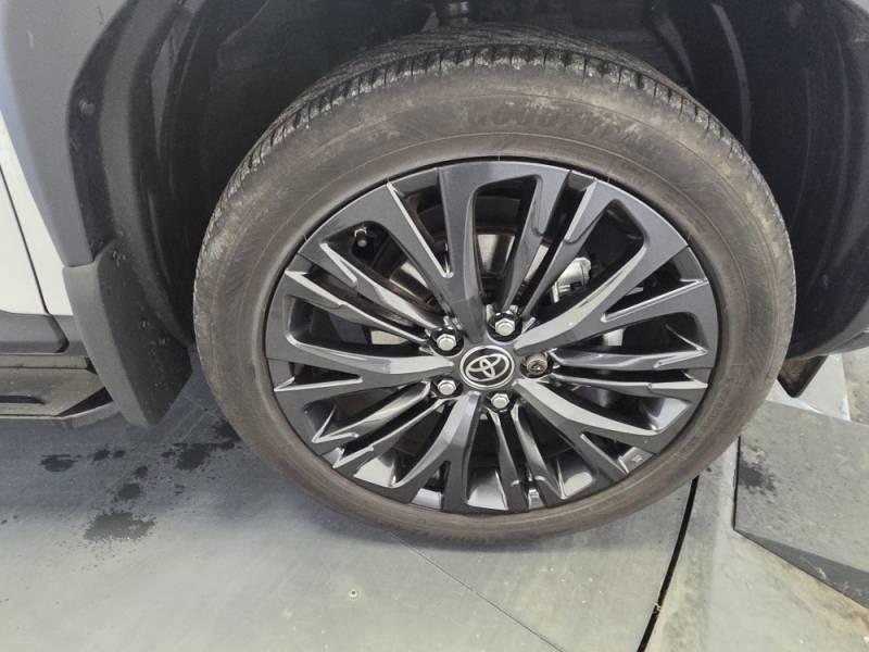 Toyota Yaris Cross Hybride 116h Awd-i Trail (marchepieds standardisés)