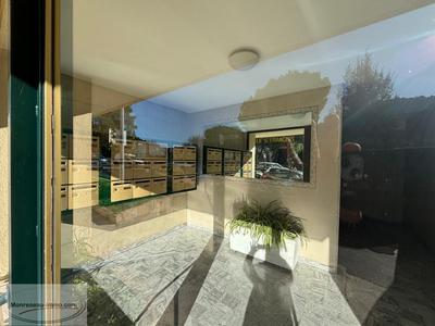 Appartement - 93 m² - 4 pièces